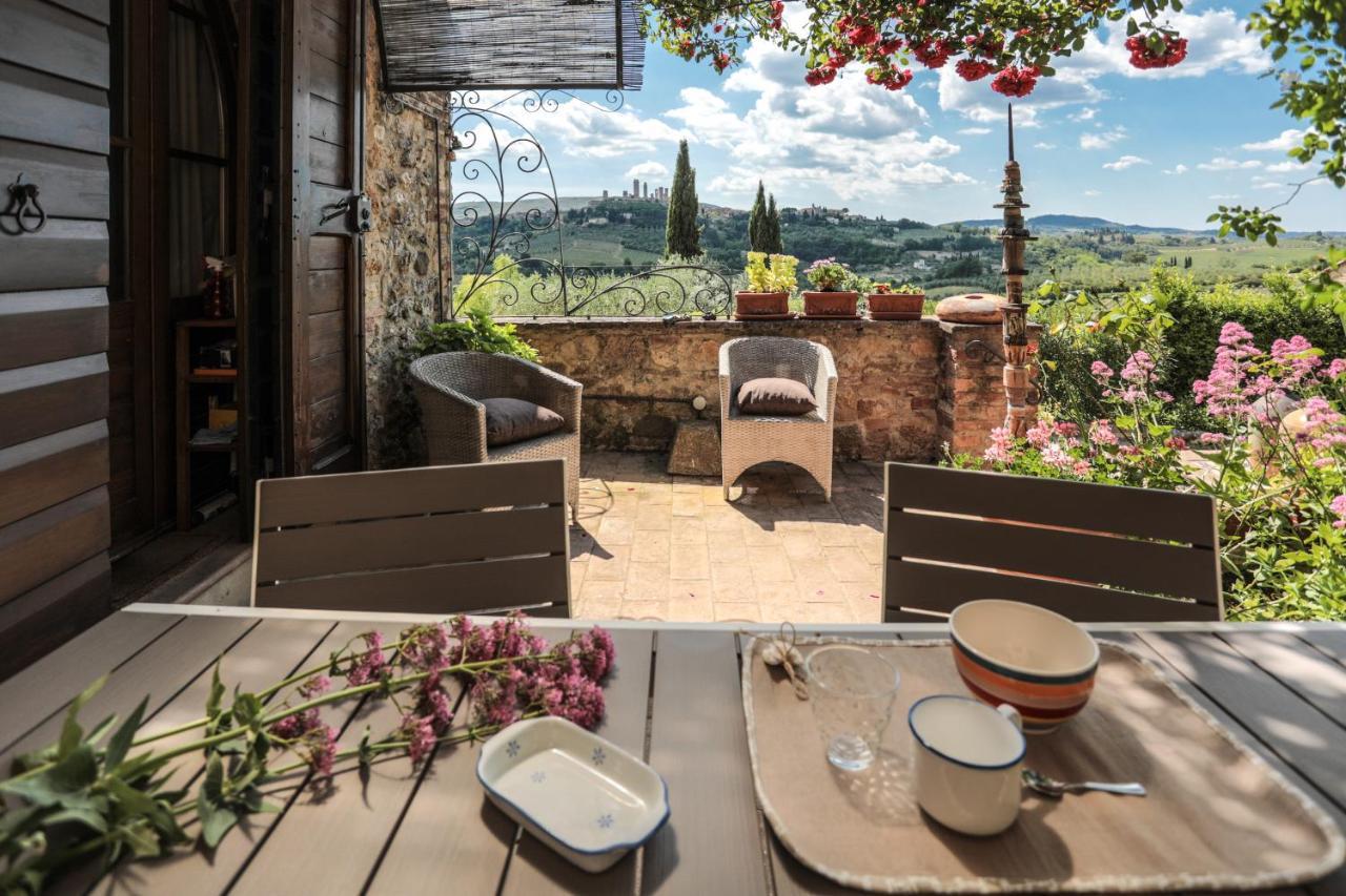 Willa Le Rose Di Montagnana San Gimignano Zewnętrze zdjęcie